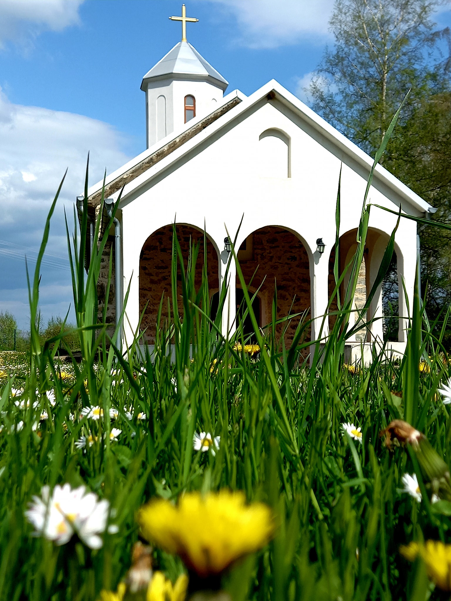 Crkva Presvete Bogorodice na Vlasinskom jezeru